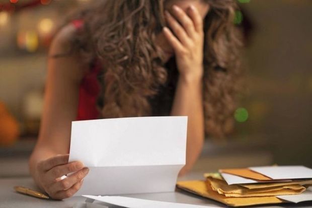 Salyanda qadın özünə qəsd etdi Salyanda qadın özünə qəsd etdi