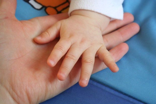 Rusiyada 15 yaşında ana olan azərbaycanlı qızın əhvalatı