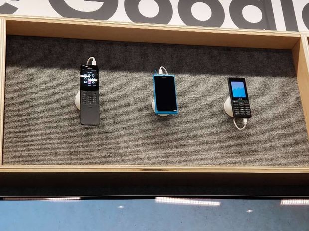 Əfsanəvi Nokia smartfonu yenidən istehsal olunacaq