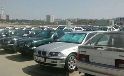 Maşın alanların sayı azalıb