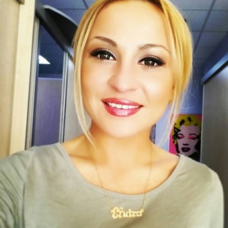Cazibədar müğənnimizdən canlı performans