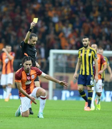 Derbi "Qalatasaray"ın oldu