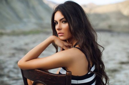 Cazibədar azərbaycanlı modeldən yeni fotolar