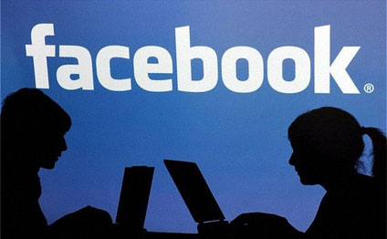Qızlar ehtiyatlı olun! Facebook-da manyak var