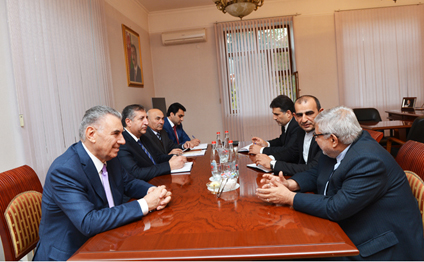 Əli Həsənov İrana gedir