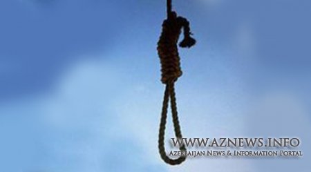 25 yaşlı gənc özünü babasının evində asdı