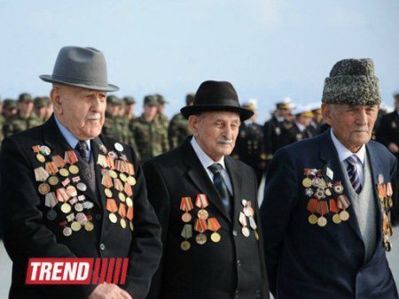 Ən böyük bayrağımız havaya qaldırıldı