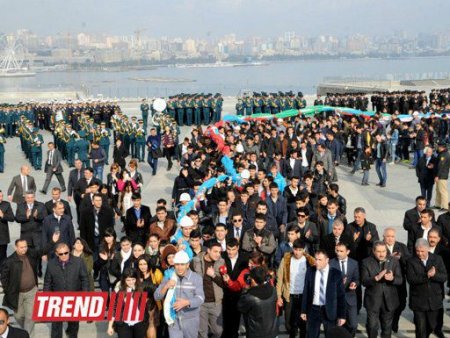 Ən böyük bayrağımız havaya qaldırıldı
