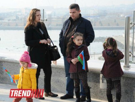Ən böyük bayrağımız havaya qaldırıldı