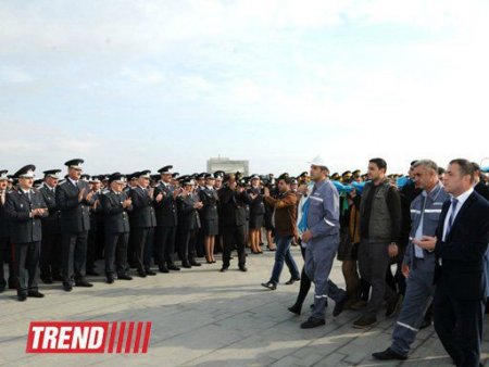 Ən böyük bayrağımız havaya qaldırıldı