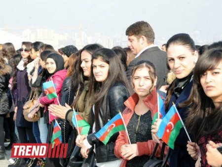 Ən böyük bayrağımız havaya qaldırıldı