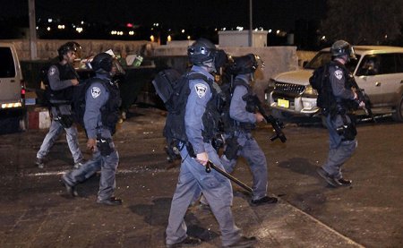 Sürücü öz avtobusunda asılmış vəziyyətdə tapıldı