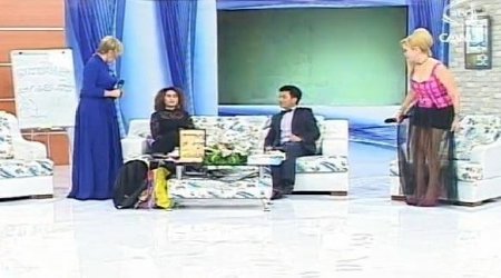 Məleykə Əsədova canlı yayıma bu geyimdə gəldi
