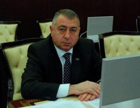 Deputat: Şou-biznes nümayəndələri vergidən yayınır