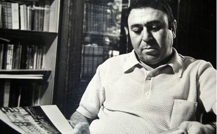 Göylər eşqim qədər mənə əzizdir...