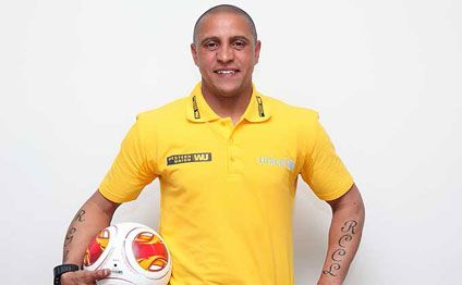 Roberto Karlos klubdan qovuldu