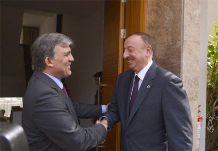 İlham Əliyev bir ildə 16 ölkəyə getdi