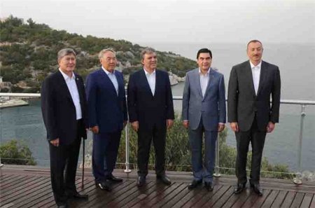 İlham Əliyev bir ildə 16 ölkəyə getdi