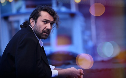Sevgililər günü yanıb-yaxılan müğənni: “Gəl, sevişək deyən olmadı”