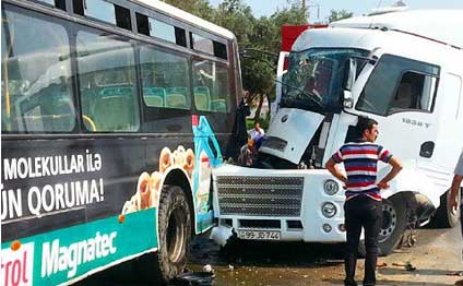 Avtobus qəzası; 1 ölü, 5 yaralı