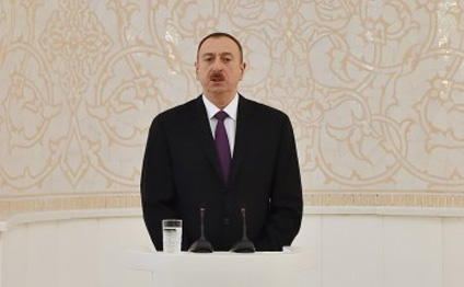 Əliyev nekroloq imzaladı