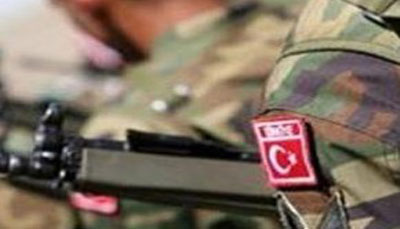 Türk sərhədçi 3 hərbçini güllələdi