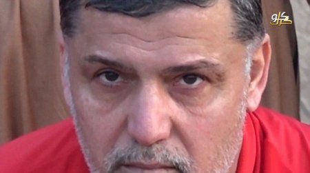 İŞİD əsir kürdləri qəfəsdə gəzdirdi