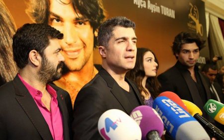 Özcanın filmi Bakıda təqdim edildi