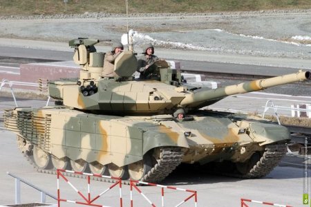 Azərbaycan Rusiyadan T-90MS tankı almaqda maraqlıdır