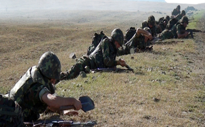 Düşmən ordu böyük itki verdi