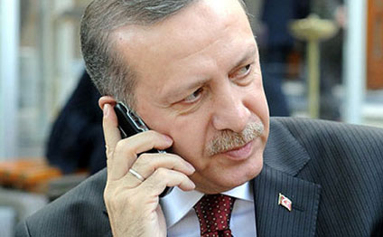 Ərdoğanın təyyarəsi havada qaldı
