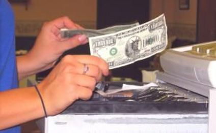 Dollar yenə bahalaşdı