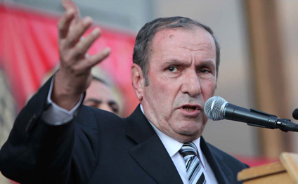 Petrosyan Kremlə qarşı