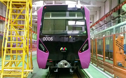 Bakı metrosunun yeni qatarları gəldi