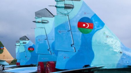 İki qardaş səmada görüşdü