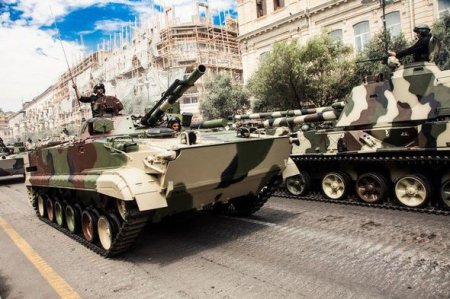 Tanklar, zenit raketləri və helikopterlər: ordumuz nə ilə silahlanır