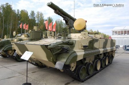 Tanklar, zenit raketləri və helikopterlər: ordumuz nə ilə silahlanır