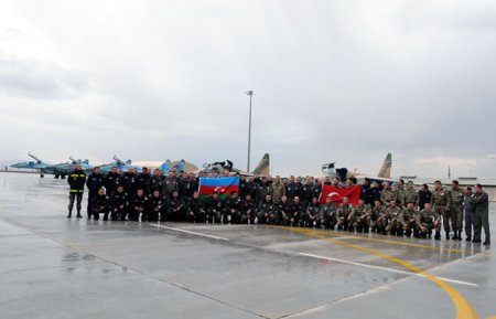 “TurAz Şahini 2015” davam edir