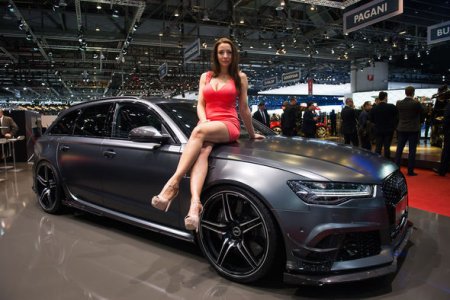 Cenevrədə keçirilən motor-şounun ən gözəl qızları
