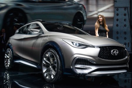 Cenevrədə keçirilən motor-şounun ən gözəl qızları