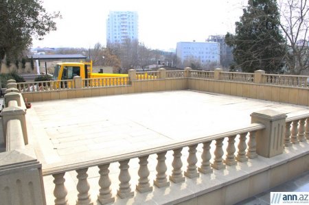 Bakıda "danışan" məzarlar