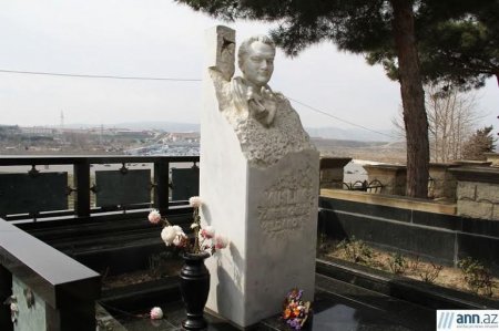 Bakıda "danışan" məzarlar