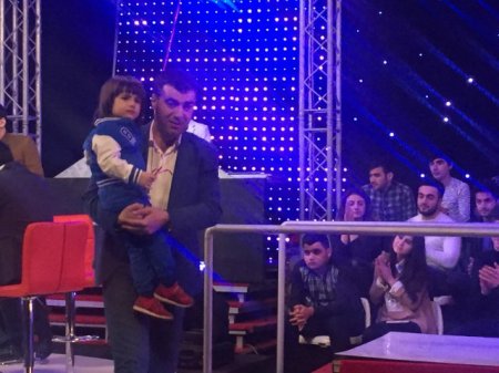 Azərbaycanlı məşhur ilk dəfə oğlunu göstərdi