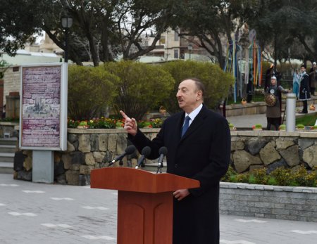 Prezident yumurta döyüşdürdü
