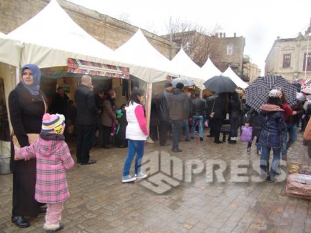 İçərişəhərdəki möhtəşəm Novruz Festivalından reportaj
