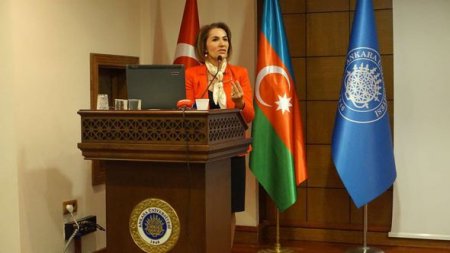 Əli Həsənov Türkiyədə Hüseyn Cavid haqqında keçirilən konfransda iştirak etdi