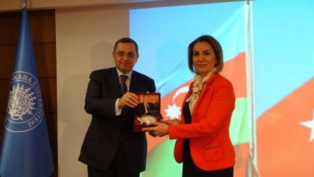 Əli Həsənov Türkiyədə Hüseyn Cavid haqqında keçirilən konfransda iştirak etdi