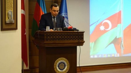 Əli Həsənov Türkiyədə Hüseyn Cavid haqqında keçirilən konfransda iştirak etdi