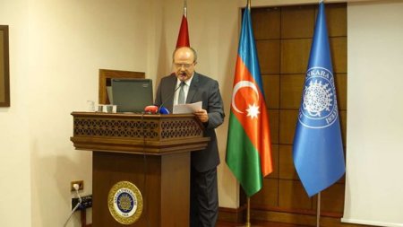 Əli Həsənov Türkiyədə Hüseyn Cavid haqqında keçirilən konfransda iştirak etdi