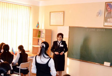 Müəllimlər mart ayından etibarən maaşlarını artımla alacaqlar